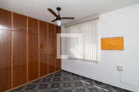 Quarto 1 de apartamento para alugar com 2 quartos, 49m² em Olaria, Rio de Janeiro