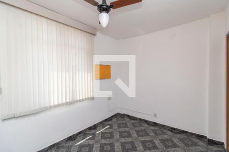 Quarto 1 de apartamento para alugar com 2 quartos, 49m² em Olaria, Rio de Janeiro