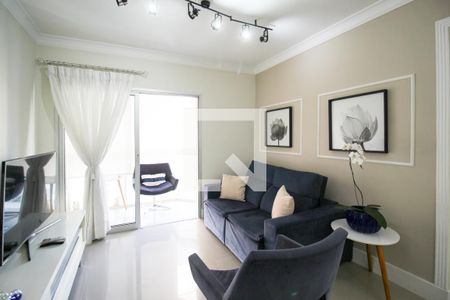 Sala de apartamento para alugar com 3 quartos, 76m² em Indianópolis, São Paulo