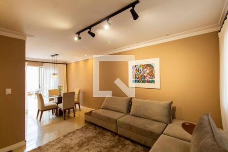 Sala de casa de condomínio para alugar com 3 quartos, 145m² em Vila Pierina, São Paulo