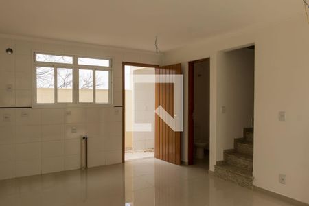 Sala/Cozinha de casa de condomínio à venda com 2 quartos, 98m² em Vila Pereira Barreto, São Paulo