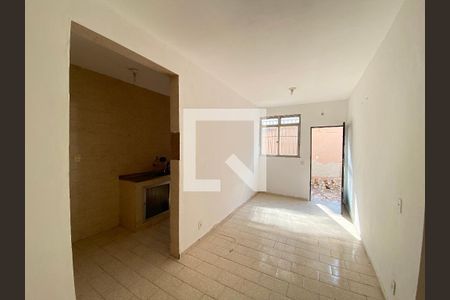 Sala de casa para alugar com 2 quartos, 50m² em Riachuelo, Rio de Janeiro