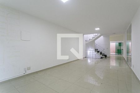 Sala de casa à venda com 3 quartos, 200m² em Jardim Textil, São Paulo