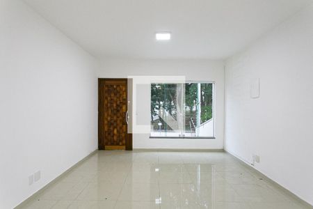 Sala de casa à venda com 3 quartos, 200m² em Jardim Textil, São Paulo