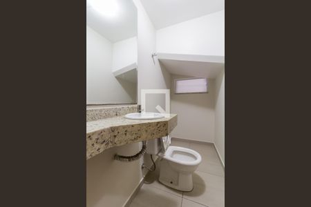 Lavabo de casa para alugar com 3 quartos, 124m² em Vila Suissa, Mogi das Cruzes