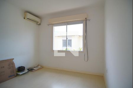 Quarto de apartamento à venda com 1 quarto, 50m² em Sarandi, Porto Alegre