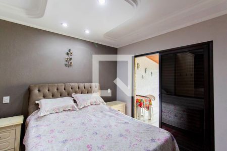 Casa à venda com 220m², 2 quartos e 2 vagas Casa à venda com 220m², 2 quartos e 2 vagasSuíte