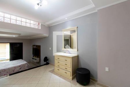 Casa à venda com 220m², 2 quartos e 2 vagas Casa à venda com 220m², 2 quartos e 2 vagasSuíte