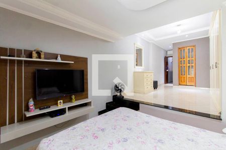 Casa à venda com 220m², 2 quartos e 2 vagas Casa à venda com 220m², 2 quartos e 2 vagasSuíte