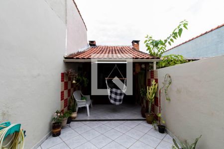 Casa à venda com 220m², 2 quartos e 2 vagas Casa à venda com 220m², 2 quartos e 2 vagasÁrea Externa