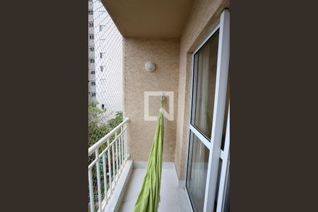 Sacada de apartamento à venda com 3 quartos, 59m² em Vila Talarico, São Paulo