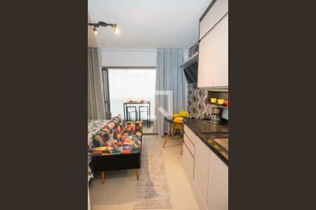 Quarto / Cozinha de kitnet/studio para alugar com 1 quarto, 25m² em Consolação, São Paulo