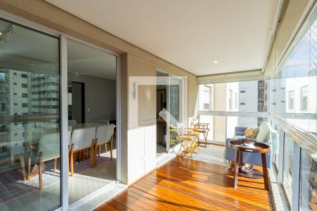 Varanda  de apartamento à venda com 3 quartos, 125m² em Vila Mariana, São Paulo