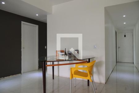 Sala de apartamento à venda com 3 quartos, 94m² em Jacarepaguá, Rio de Janeiro