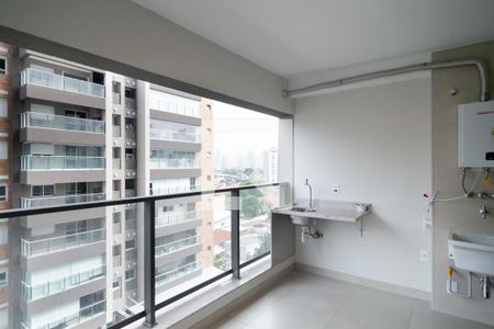 Varanda / Área de Serviço de apartamento para alugar com 2 quartos, 66m² em Jardim das Acácias, São Paulo