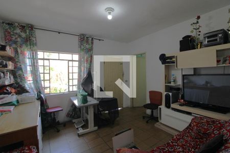 Sala de casa à venda com 3 quartos, 178m² em Vila Inglesa, São Paulo