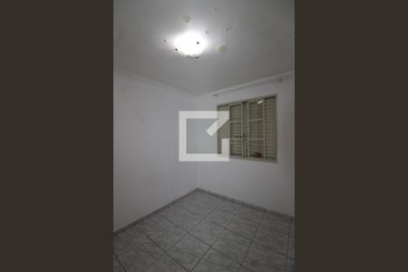 Quarto 2 de apartamento para alugar com 2 quartos, 63m² em Conjunto Residencial Sitio Oratório, São Paulo