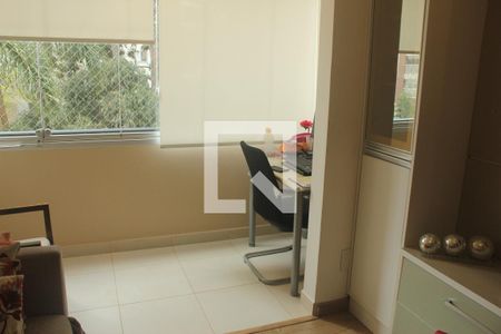 Sacada de apartamento à venda com 3 quartos, 75m² em Jardim Consórcio, São Paulo