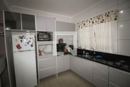 Cozinha de casa à venda com 2 quartos, 122m² em São José, Canoas