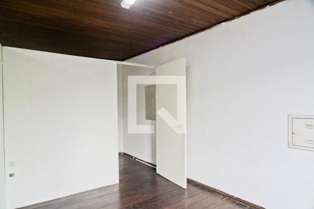 Quarto de casa para alugar com 1 quarto, 60m² em Parque Sao Luis, São Paulo