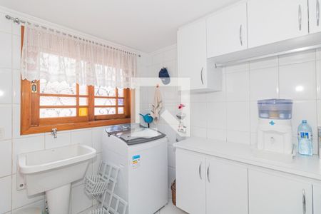 Casa à venda com 470m², 3 quartos e 6 vagas Casa à venda com 470m², 3 quartos e 6 vagasÁrea de Serviço