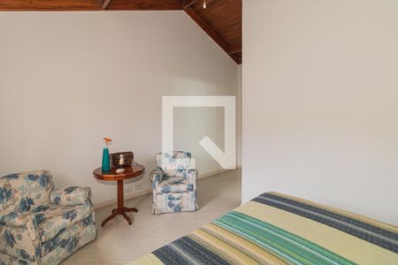 Casa à venda com 470m², 3 quartos e 6 vagas Casa à venda com 470m², 3 quartos e 6 vagasSuíte 1