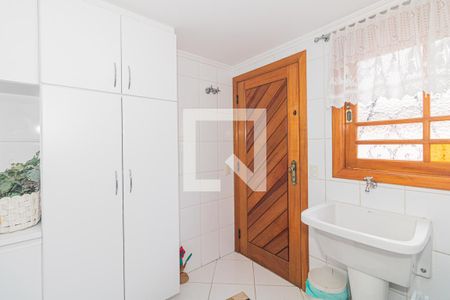 Casa à venda com 470m², 3 quartos e 6 vagas Casa à venda com 470m², 3 quartos e 6 vagasÁrea de Serviço