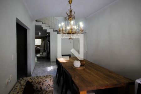 Sala de casa à venda com 4 quartos, 310m² em Vila Liviero, São Paulo