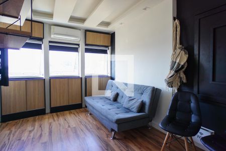 Sala de apartamento para alugar com 1 quarto, 36m² em Barra da Tijuca, Rio de Janeiro