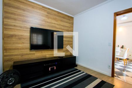 Sala de TV de casa à venda com 3 quartos, 175m² em Vila Valparaíso, Santo André