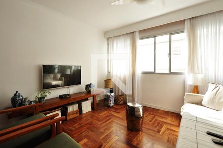 Sala de Estar de apartamento à venda com 3 quartos, 116m² em Cerqueira César, São Paulo