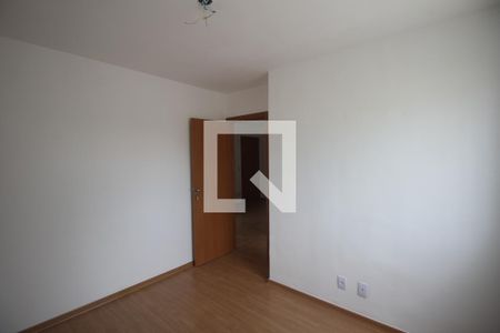 Quarto 2 de apartamento para alugar com 2 quartos, 48m² em Vila Lage, São Gonçalo