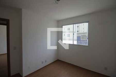 Quarto 2 de apartamento para alugar com 2 quartos, 48m² em Vila Lage, São Gonçalo