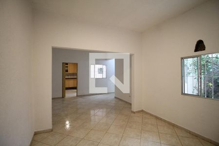 Sala de casa para alugar com 2 quartos, 80m² em Burgo Paulista, São Paulo