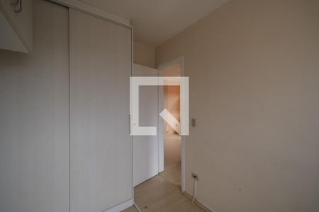 Quarto 1 de apartamento para alugar com 2 quartos, 48m² em Alto Boqueirão, Curitiba