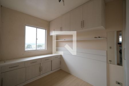 Quarto 1 de apartamento para alugar com 2 quartos, 48m² em Alto Boqueirão, Curitiba