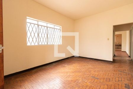 Sala de casa à venda com 3 quartos, 500m² em Vila Ré, São Paulo