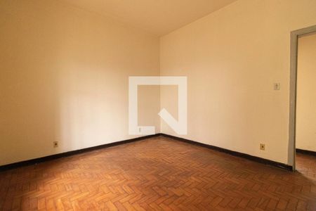 Quarto 2 de casa à venda com 3 quartos, 500m² em Vila Ré, São Paulo