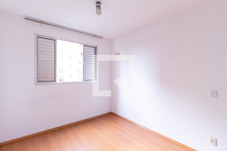 Quarto 2 de apartamento para alugar com 2 quartos, 60m² em Piratininga, Osasco