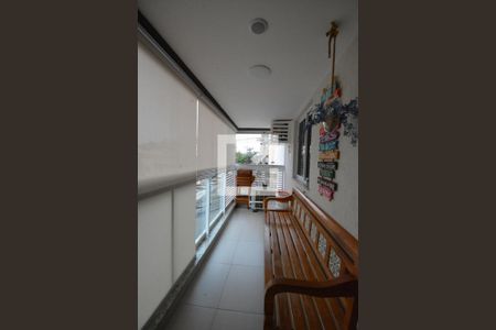 Sala de apartamento à venda com 3 quartos, 68m² em Vicente de Carvalho, Rio de Janeiro