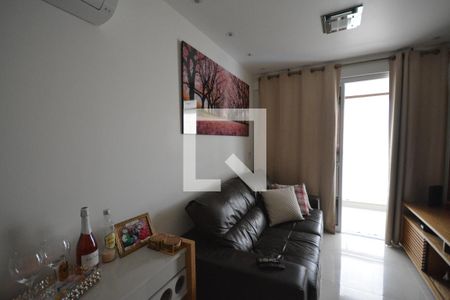 Sala de apartamento à venda com 3 quartos, 68m² em Vicente de Carvalho, Rio de Janeiro