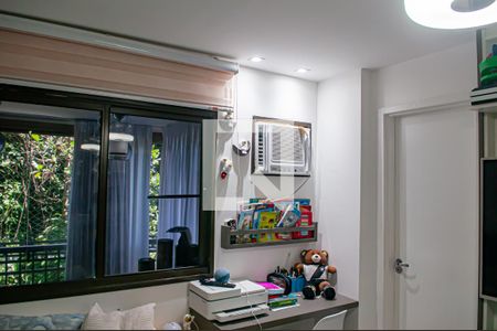 quarto 1 de apartamento à venda com 3 quartos, 95m² em Taquara, Rio de Janeiro