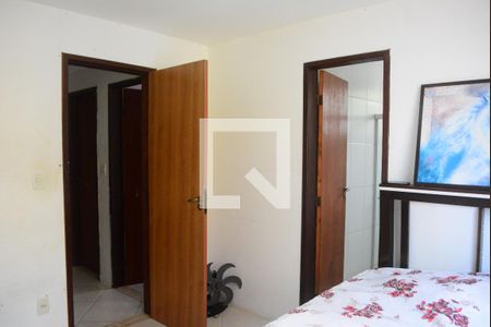 Quarto 1 com banheiro de casa para alugar com 3 quartos, 130m² em Itapuã, Salvador