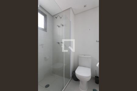 Banheiro de apartamento à venda com 1 quarto, 31m² em Pinheiros, São Paulo
