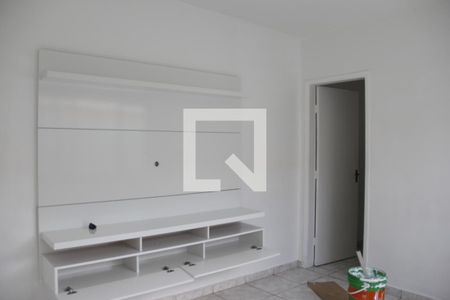 Sala de casa para alugar com 2 quartos, 100m² em Vila Figueira, Suzano