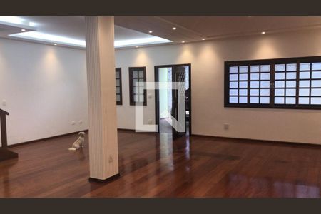 Casa à venda com 3 quartos, 500m² em Cerâmica, São Caetano do Sul