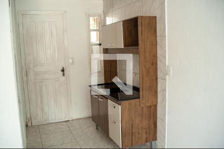 Sala/Cozinha de casa de condomínio para alugar com 1 quarto, 33m² em São Lucas, Viamão
