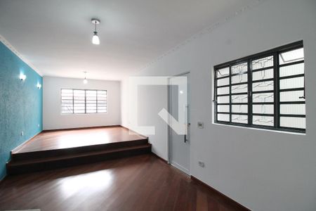 Sala de casa à venda com 4 quartos, 240m² em Vila Ré, São Paulo