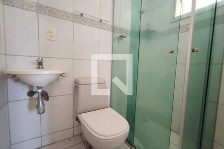 Banheiro de apartamento à venda com 2 quartos, 61m² em Vila Lemos, Campinas