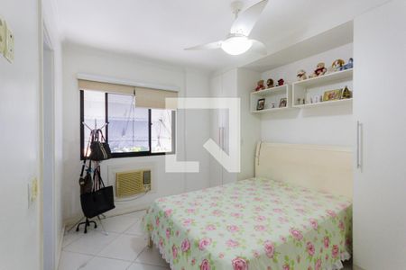 Apartamento à venda com 218m², 3 quartos e 2 vagas Apartamento à venda com 218m², 3 quartos e 2 vagasQuarto 3 - Suíte